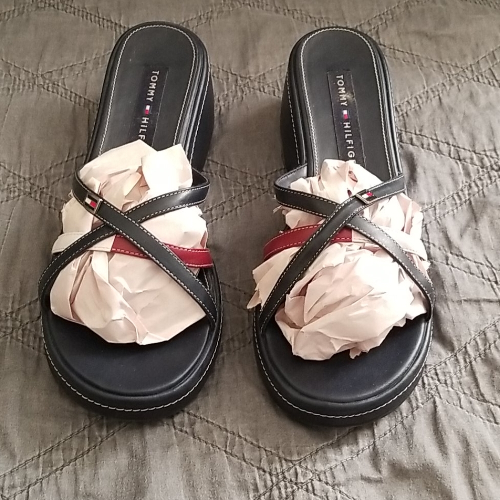 Tommy hilfiger sandals